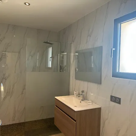 Spacieuse Standing De 220m2 Casa vacanze Aleria (Corsica)