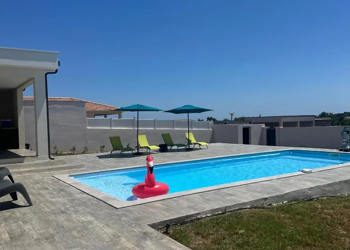 Spacieuse Standing De 220m2