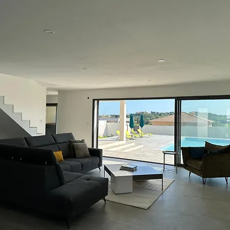 Spacieuse Standing De 220m2 A 5 Minutes Des Plages 펜션