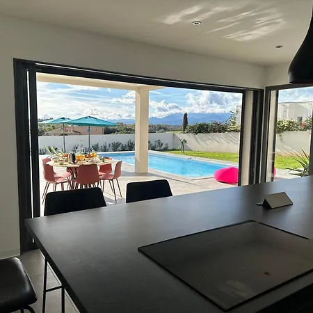 Spacieuse Standing De 220m2 Prázdninový dům