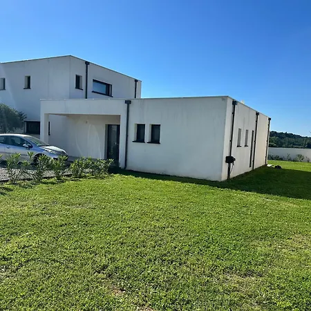Feriehus Spacieuse Standing De 220m2 A 5 Minutes Des Plages Aléria
